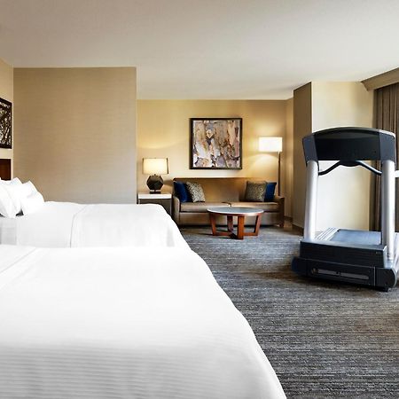 The Westin Cincinnati Bagian luar foto