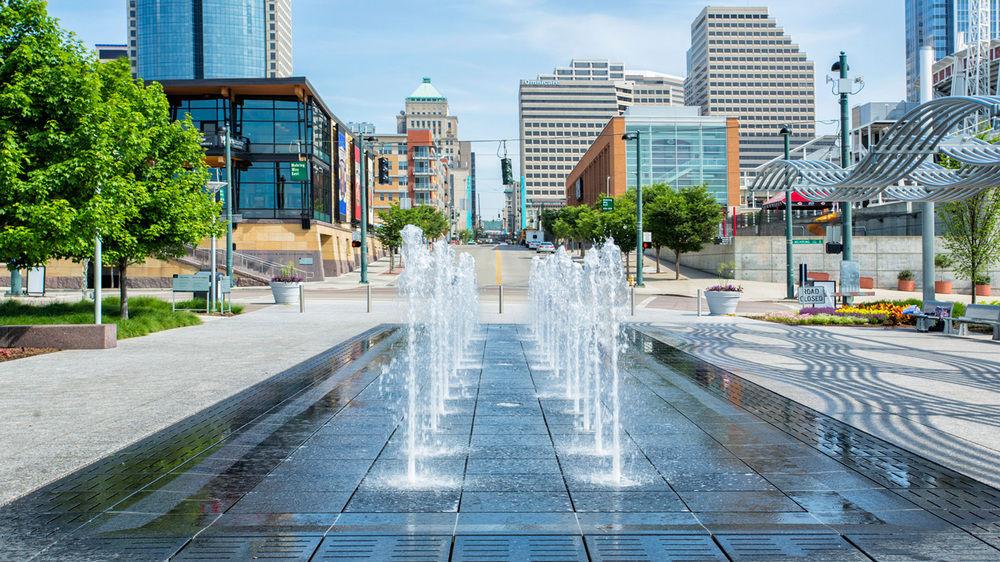 The Westin Cincinnati Bagian luar foto