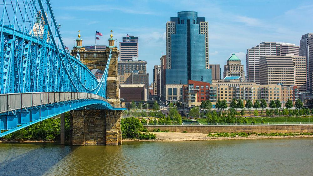 The Westin Cincinnati Bagian luar foto