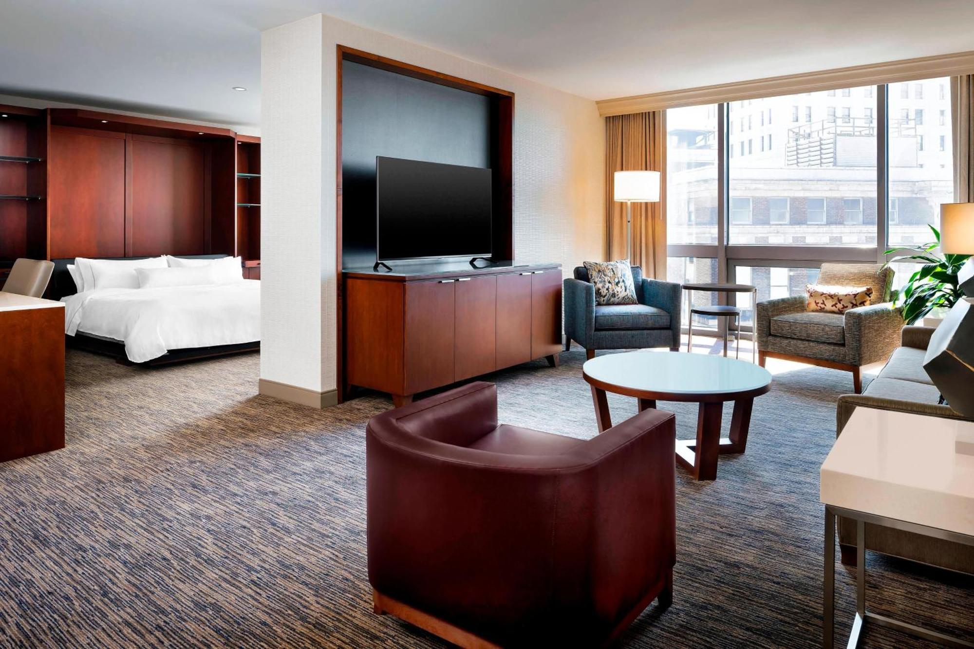 The Westin Cincinnati Bagian luar foto
