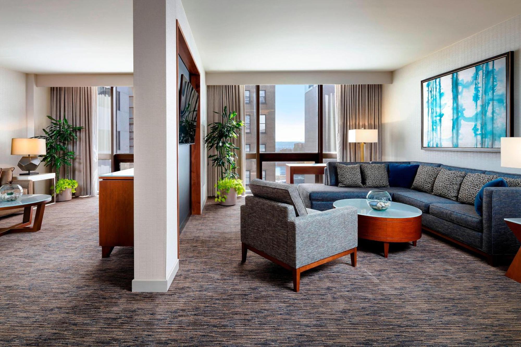 The Westin Cincinnati Bagian luar foto
