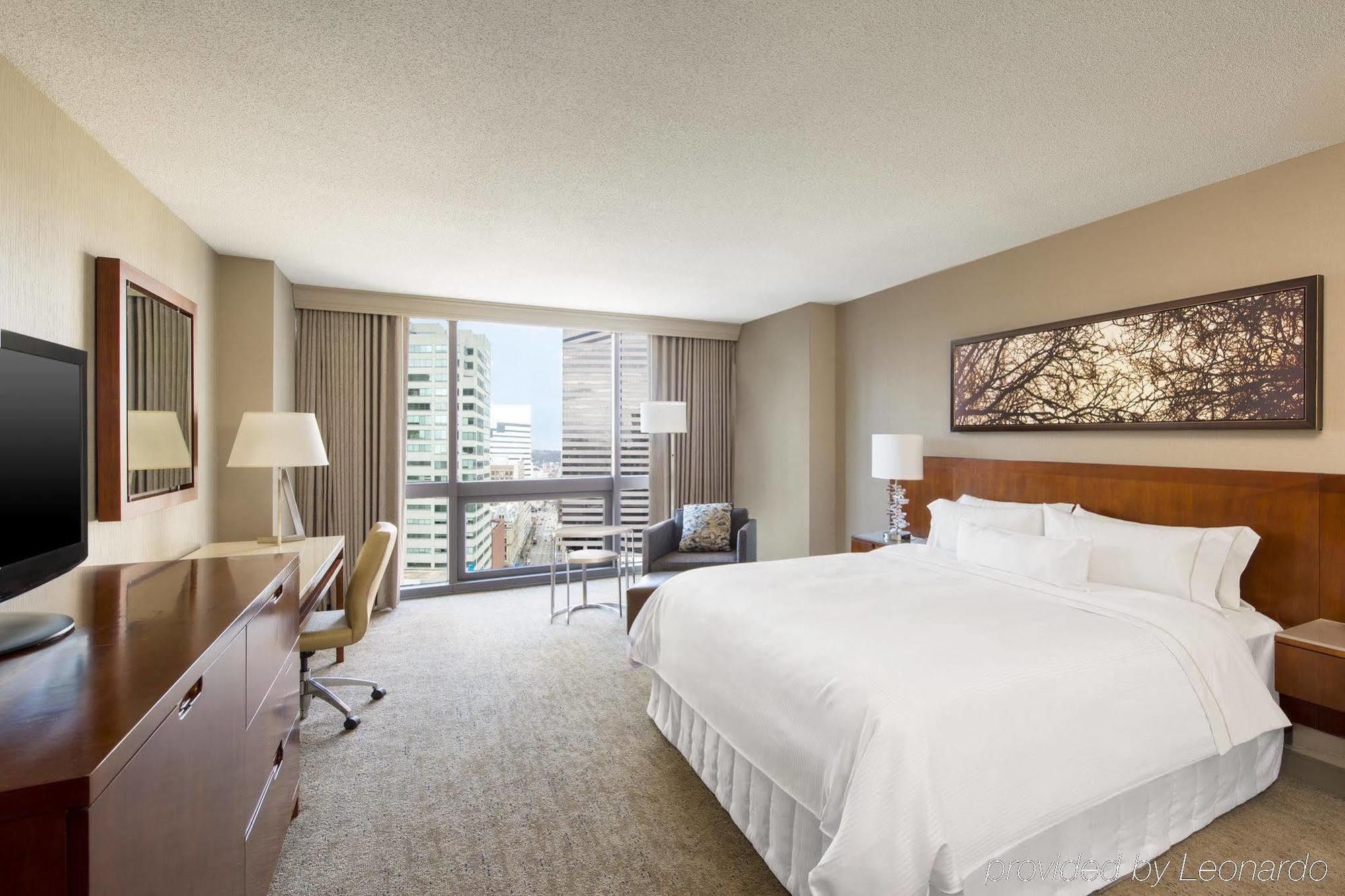 The Westin Cincinnati Bagian luar foto