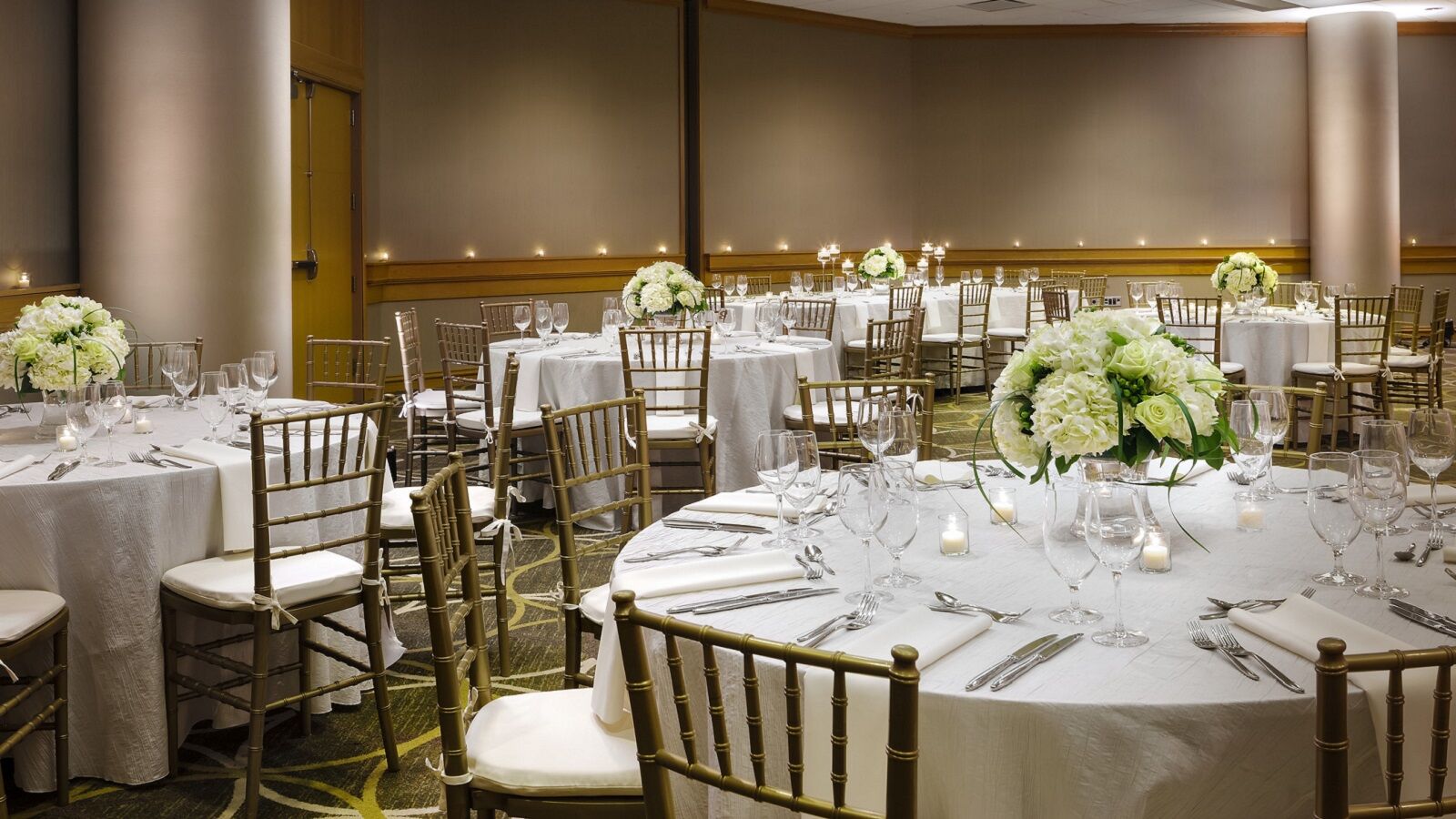 The Westin Cincinnati Bagian luar foto